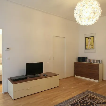 Moderne Stadtwohnung Mit Balkon Vienna Room photo